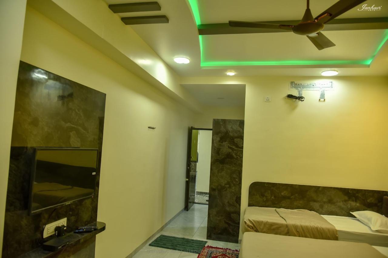 Pawan Executive Tuljapur Exterior foto