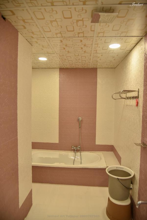 Pawan Executive Tuljapur Exterior foto